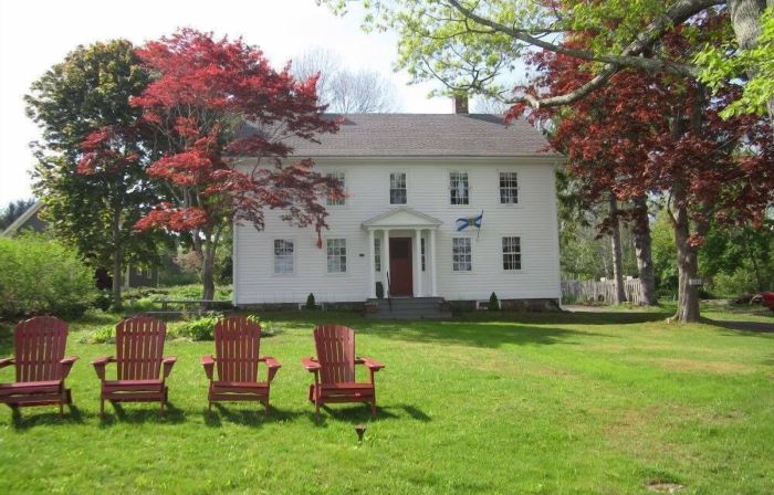 Grand Oak Manor Bed and Breakfast