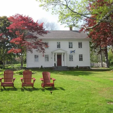 Grand Oak Manor Bed and Breakfast