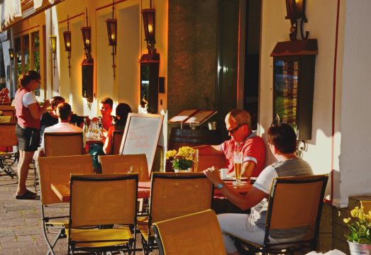 5. 라인호텔 람..