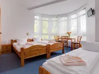 Hotel Atlantic Hotel dekat Stasiun Bawah Tanah Zwickauer Damm