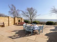 Roding Cottage Hotel a Scarborough District