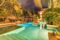 Private Rooftop 1Br Condo with Stunning Common Areas