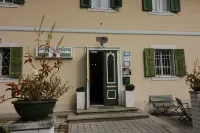Pension - Alt - Strassgang Hotels in Seiersberg