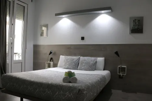 Fuencarral Rooms - balcony