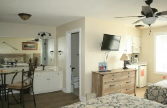 1409l Home by Redawning