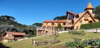 Alpenhaus Pousada - ที่มีที่จอดรถ