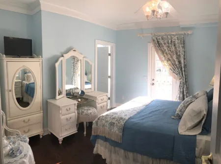 The Carriage House B&B