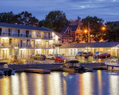 Picton Harbour Inn Hotels in Picton