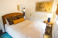 Volcano Village Historic Col-Villa