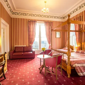 Cumberland Hotel Hotels near Haymarket