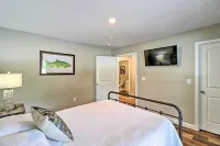Bull Shoals Condo Retreat ~ 1 Mi to Marina! - 3-Star