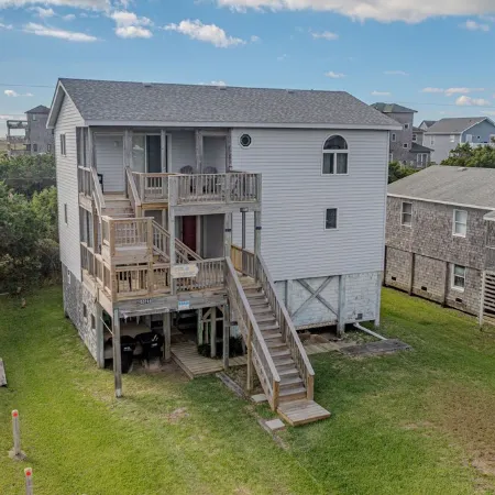 Frisco Beach House! Snowbird Monthly Specials, Inquire! Easy Walk to the Beach!