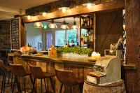 Mountain Meadows Lodge - bar
