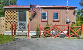 Mt Lookout Tiny House w/ Backyard & Fire Pit! - Housity