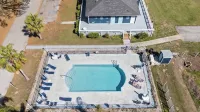 3 Bedroom, Comfy Home Dade City, Gated Community