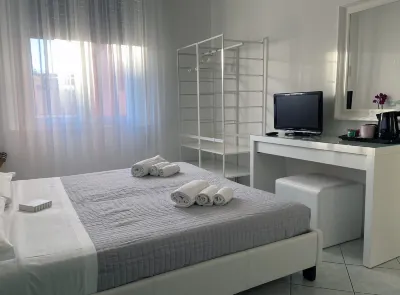 Mare Home Brunch&Beauty - Adults Only Hotels near Cesenatico