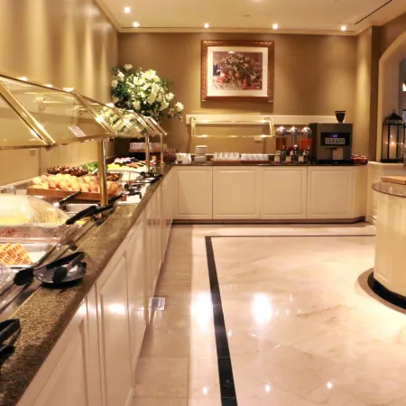 DoubleTree by Hilton Torrance - South Bay