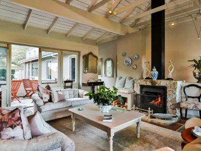 Hermanus Lodge on the Green - Solar Power