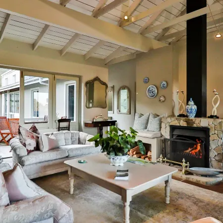 Hermanus Lodge on the Green - Solar Power