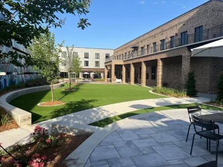 OS Hotel Отели рядом с достопримечательностью «Walter Anderson Museum of Art»