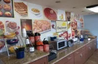 Days Inn by Wyndham Champaign/Urbana - Bữa sáng