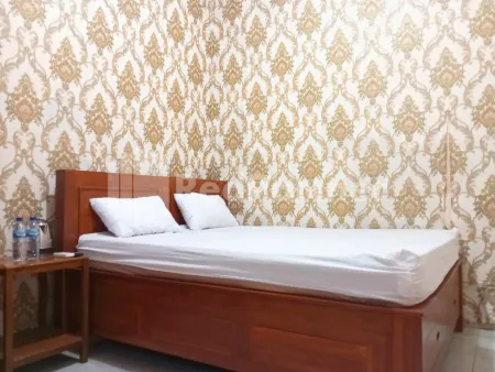 Isa Homestay Kudus Mitra Reddoorz Отели в г. Dawe