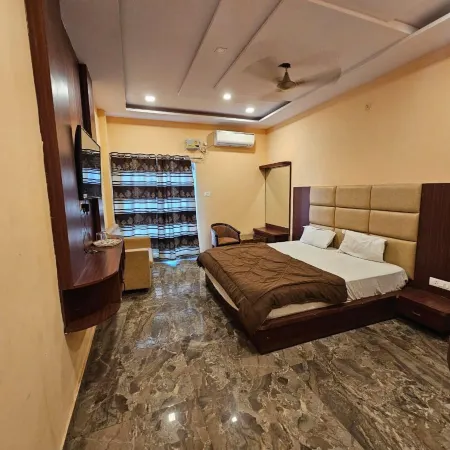 Hotel Aditya Inn