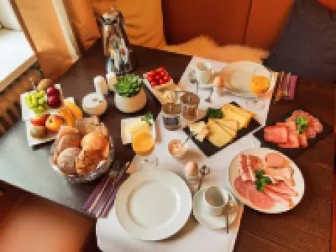 Weingut & Gästehaus Christoph Clüsserath Hotels in Trittenheim