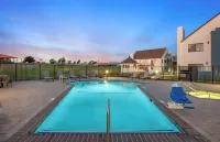Staybridge Suites OXNARD - RIVER RIDGE by IHG - Pools