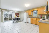 Comfortable and Comfortable 3-Bedroom Home.