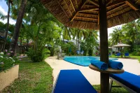 Le Grand Bleu Hotel - Pools