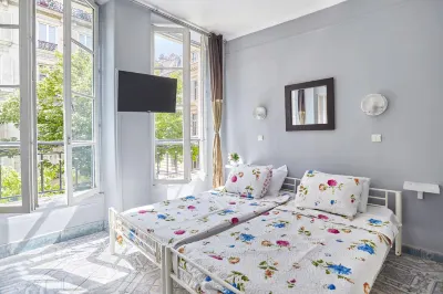Le Petit Borda Hotels in Paris