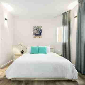 Netanya Beach & Pool Chic Studio Rooms