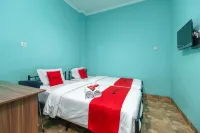 RedDoorz Near Rsud Koja فنادق في نورث جاكرتا