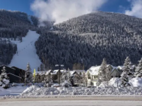 Etta Place 1 by AvantStay Ski in Ski Out Unit w Views of the Slopes Hotels in San Miguel County