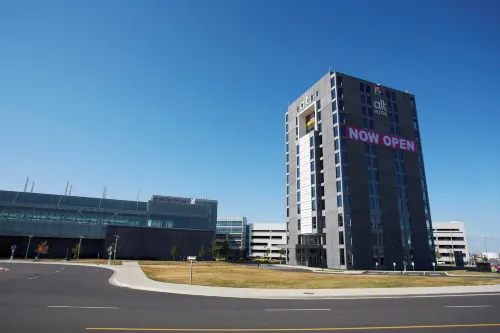 Alt Hotel Toronto Airport Hotels in Mississauga