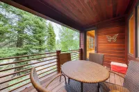 Cedars at Palisades by Avantstay Hot Tub, Resort Access, and Mountain Views