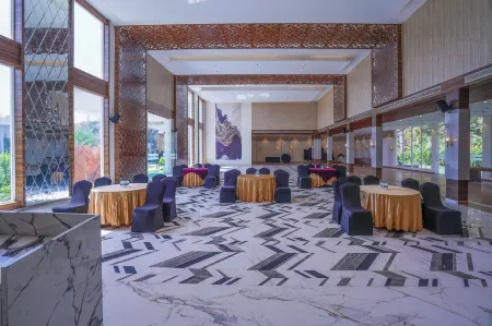 Excel Hotels & Resorts Corbett