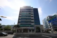 Hotel Wooin Hotels near National Research Institute of Maritime Cultural Heritage