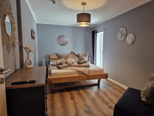 Hünzinger Dorfschmiede - Holiday apartment Eichhörnchen