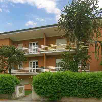 Butterfly Apartment In Lucca Hotel Exterior