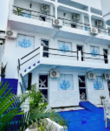 Hostal Elizabeth Hotels near Punta Estrada beach