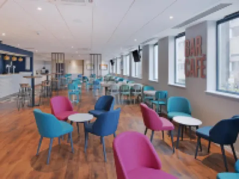 Travelodge Woking Central Hotels in Woking