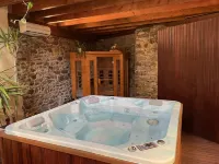 Château Maranne Hotels in Parthenay