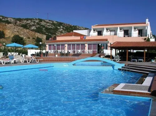 Begeti Bay Hotel - Pools