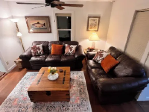 Cozy House Hotels in Thermopolis