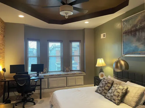 Cozy 2-bedroom apartment in welcoming Baltimore with WiFi, AC