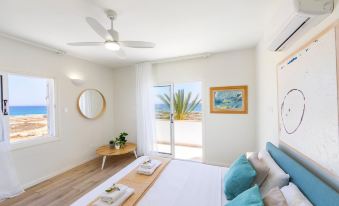 Protaras Seafront Villa Violetta