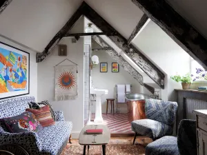 Mr & MRS Smith Artist Residence Cornwall