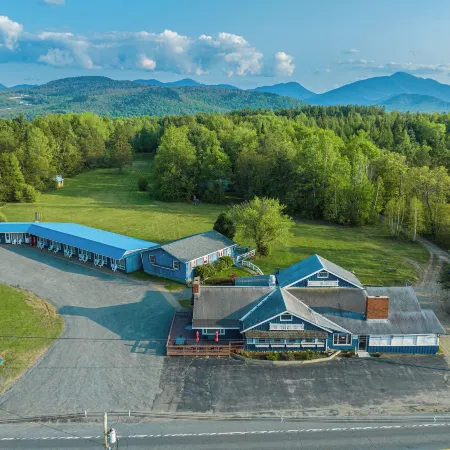 Cascade Inn